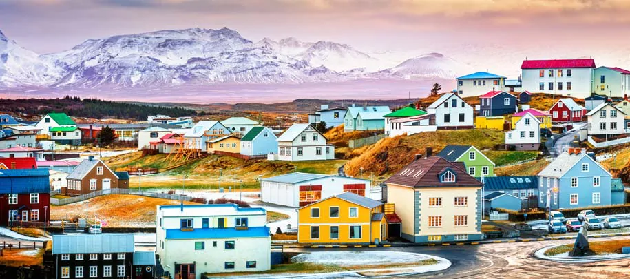 Les maisons colorées du village de Stykkisholmur en Islande